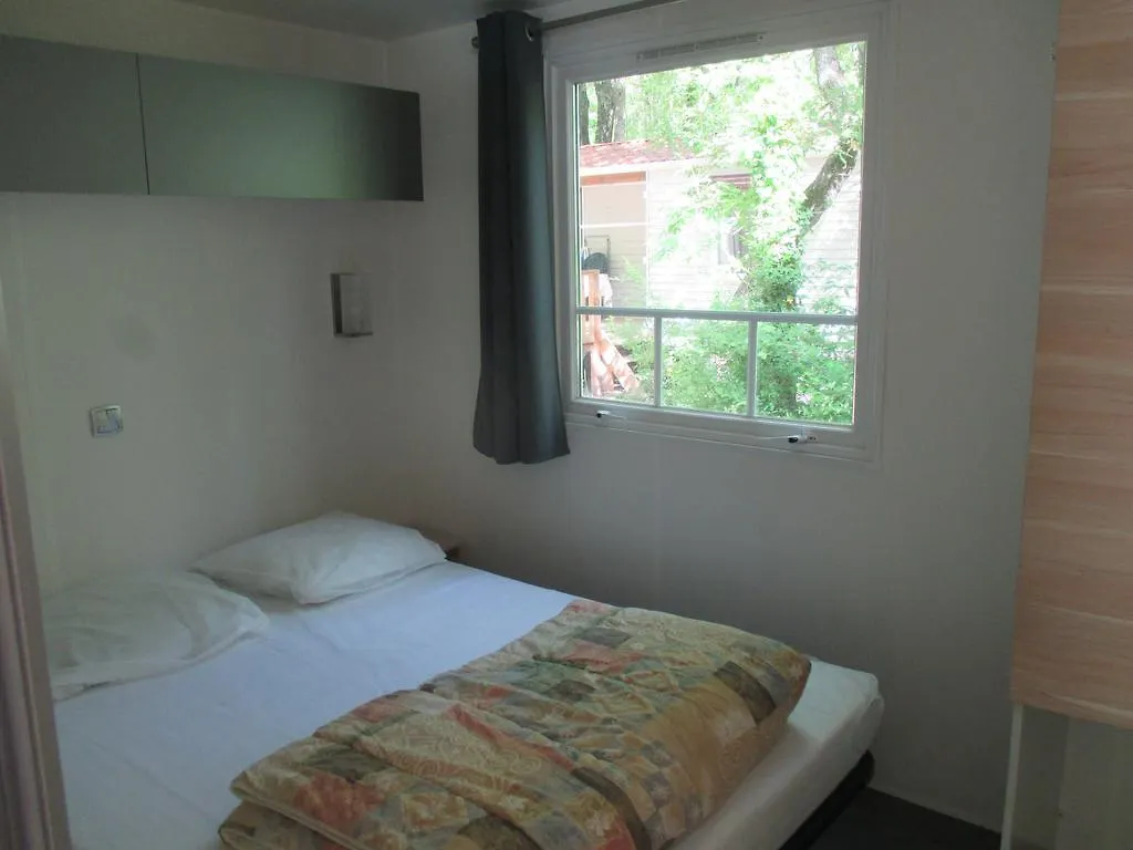 Hotel Les Acacias à Vercheny