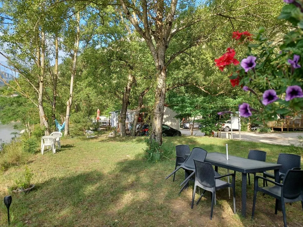 Hotel Les Acacias à Vercheny