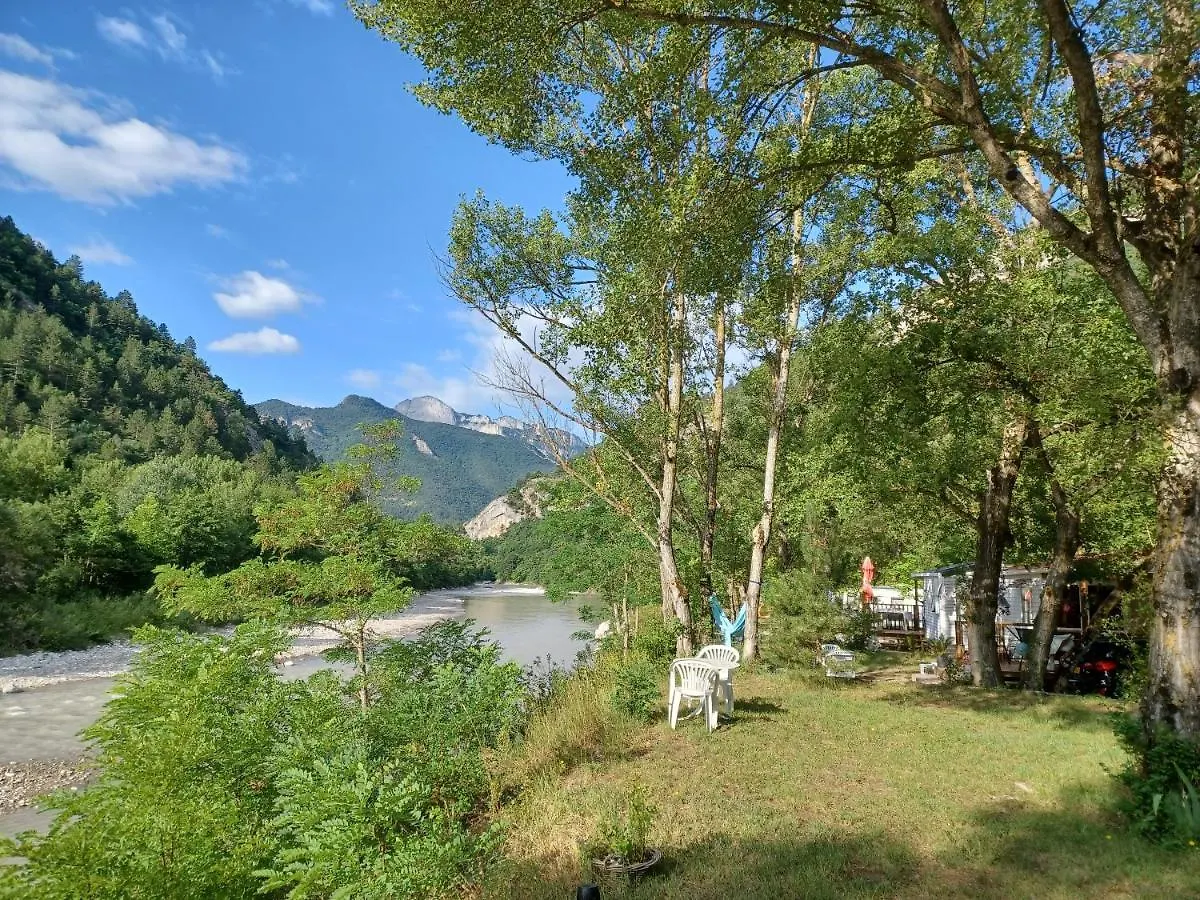 Camping Les Acacias Hotel Vercheny