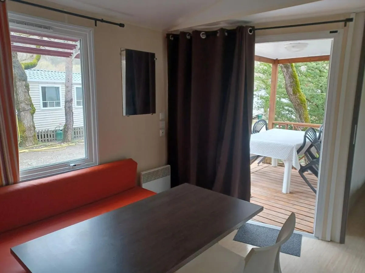 Camping Les Acacias Hotel Vercheny