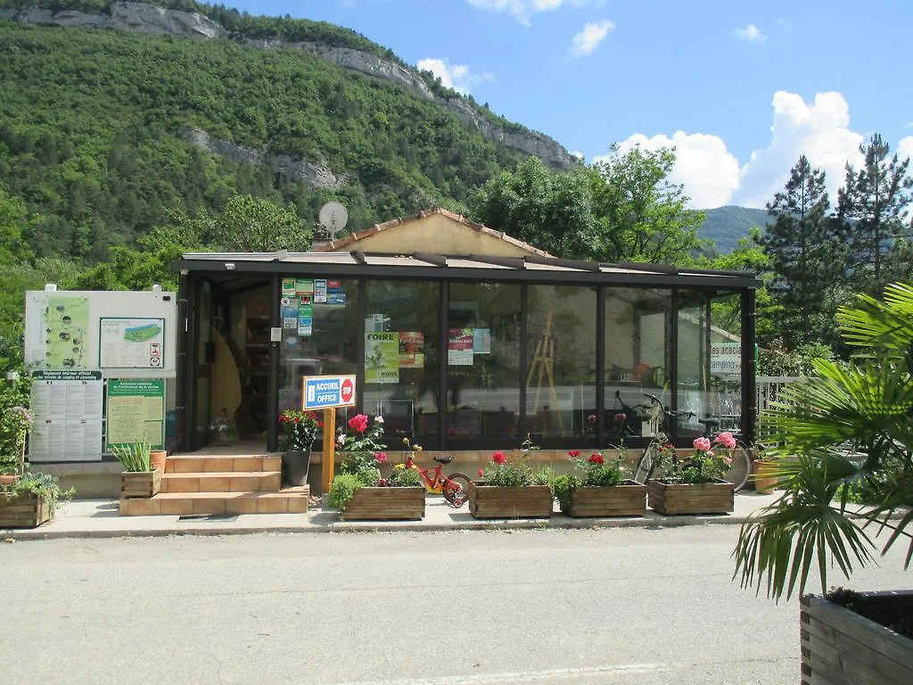 Les Acacias Hotel Vercheny Camping